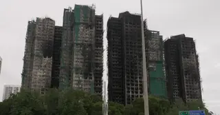 হংকংয়ের অগ্নিকাণ্ডের ঘটনায় মৃতের সংখ্যা বেড়ে ১৫৬, নিখোঁজ অন্তত ৩০